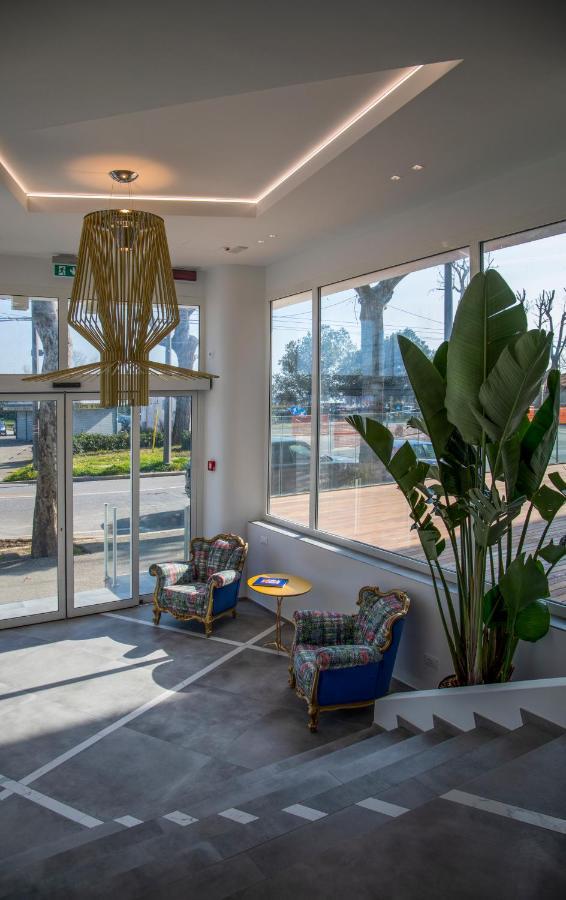 One Design Hotel Римини Экстерьер фото