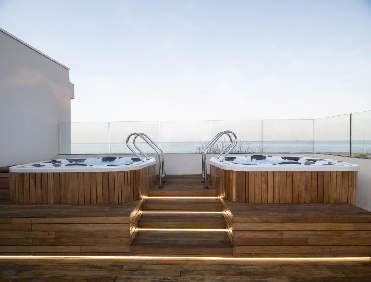 One Design Hotel Римини Экстерьер фото